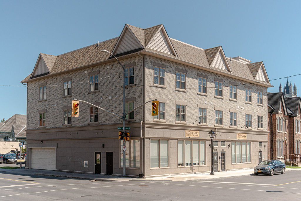 335-339 Barrie St in Kingston, ON - Building Photo