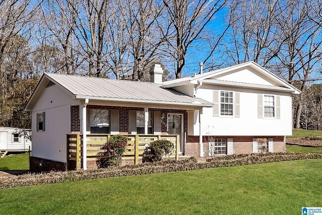 2002 Tallwoods Ln in Hueytown, AL - Building Photo - Building Photo