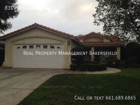 8319 Ipswich Way in Bakersfield, CA - Building Photo