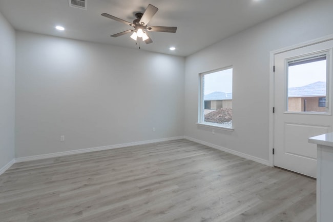 10050 Ajuga Ln in Amarillo, TX - Building Photo - Building Photo