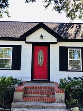 5530 Truett St in Houston, TX - Foto de edificio - Building Photo