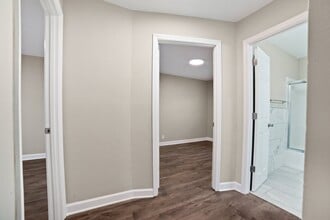 3410 Elizabeth St NW, Unit 2 in Huntsville, AL - Building Photo - Building Photo