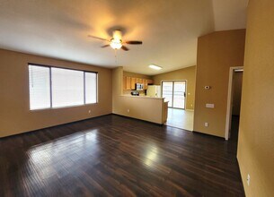 9277 E Corte Arroyo Antiguo in Tucson, AZ - Building Photo - Building Photo