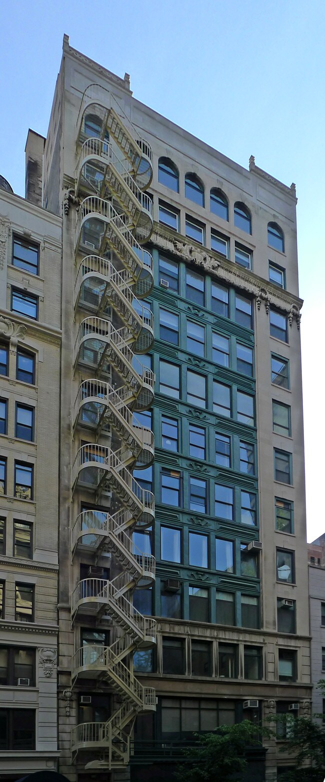 29-31 E 22nd St in New York, NY - Building Photo - Building Photo