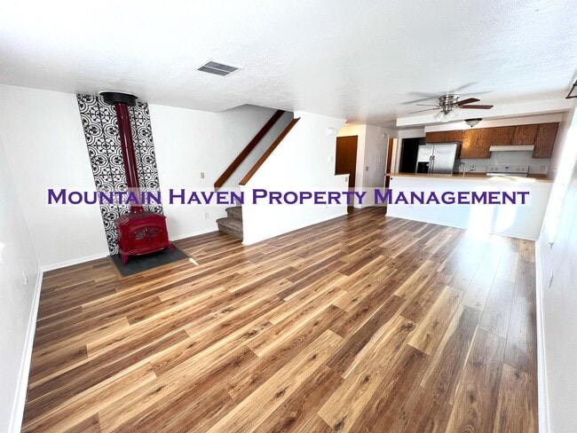 property at 3316 Riverside Dr