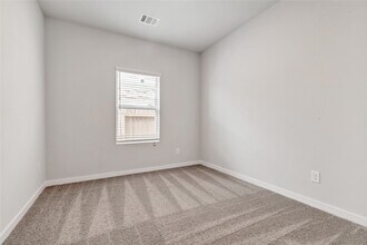 211 Intrepid Trl in Magnolia, TX - Building Photo - Building Photo