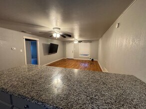 1380 W Frey in Stephenville, TX - Building Photo - Building Photo