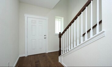 208 Lisa Marie Dr in Angleton, TX - Building Photo - Building Photo