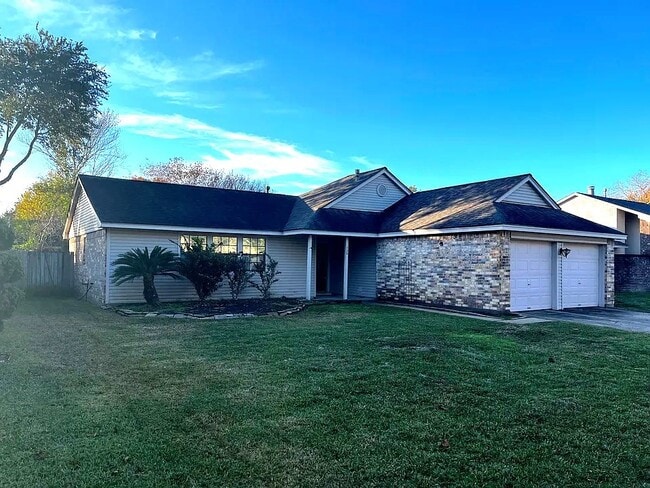 property at 1735 Jo Ann Ln