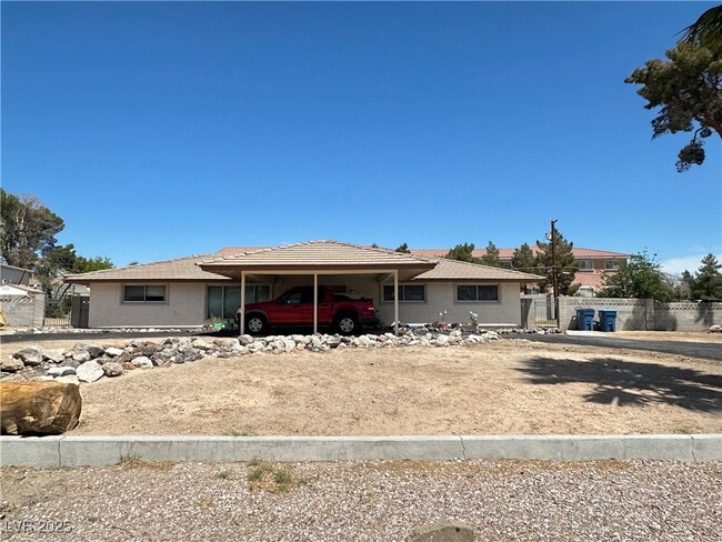 property at 2186 Gabriel Dr