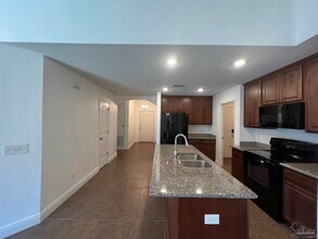 5616 Shooting Star Ct in Milton, FL - Building Photo - Building Photo