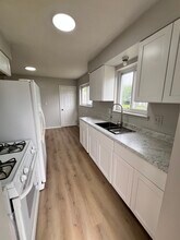 6006 Whitefield St in Dearborn Heights, MI - Building Photo - Building Photo