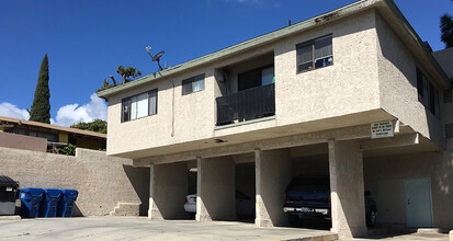 735 W 2nd St in San Pedro, CA - Foto de edificio - Primary Photo