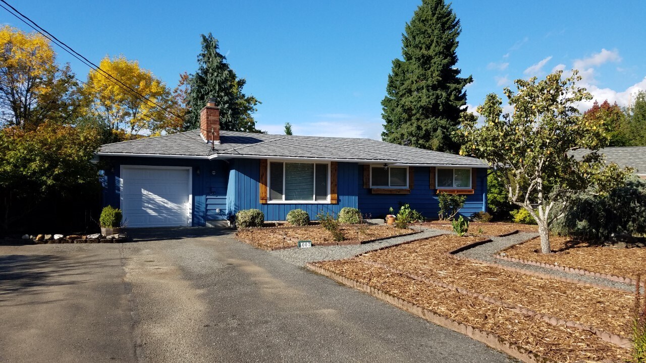 4007 219th St SW in Mountlake Terrace, WA - Building Photo