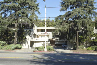 4005-4017 Los Feliz Blvd in Los Angeles, CA - Building Photo - Building Photo