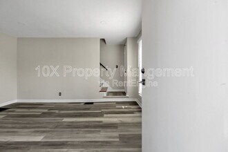 1047 S James Rd in Columbus, OH - Building Photo - Building Photo