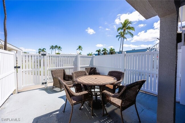 property at 6777 Winkler Rd
