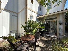 1355 Springbrook Rd in Walnut Creek, CA - Building Photo