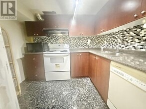 9 Brambank Crescent in Brampton, ON - Building Photo - Building Photo