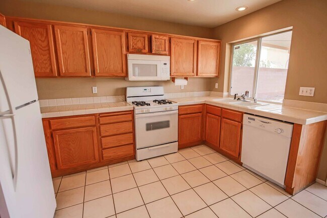 10412 Shadowland Ave in Las Vegas, NV - Building Photo - Building Photo