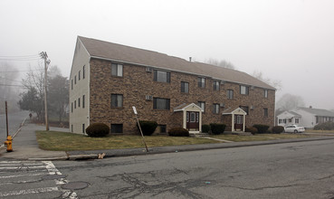 32-34 Alvarado Ave in Worcester, MA - Building Photo - Building Photo