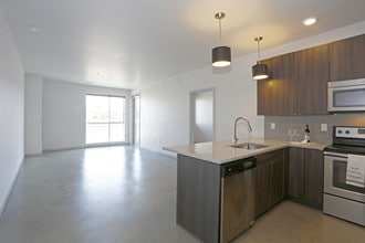 Oxford Station in Englewood, CO - Foto de edificio - Interior Photo