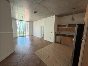 2275 Biscayne Blvd in Miami, FL - Building Photo - Building Photo