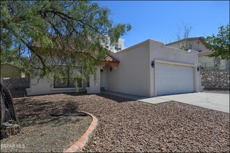 6204 Bluff Ridge Dr in El Paso, TX - Building Photo - Building Photo