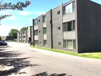 Resolute Manor in Rochester, NY - Foto de edificio - Building Photo