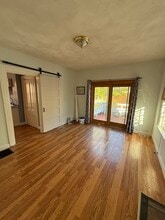 926 Walnut St, Unit 1 in Newton, MA - Building Photo - Building Photo