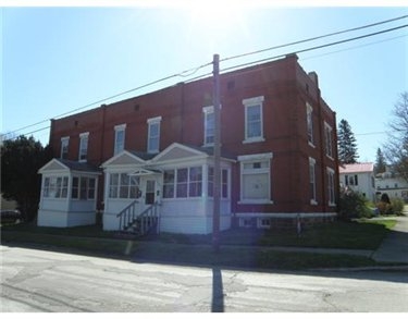 212 W Pleasant in Corry, PA - Building Photo