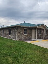 109 S Washington St in Dale, IN - Building Photo