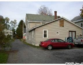 807 Elm St in Rome, NY - Foto de edificio - Building Photo