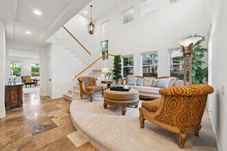 5032 Amalfi Way in Oxnard, CA - Building Photo - Building Photo