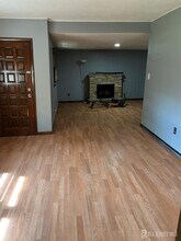 8 Rosewood Rd in Edison, NJ - Building Photo - Building Photo