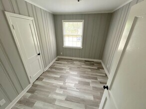 3585 Mayfair Ave in Memphis, TN - Building Photo - Building Photo