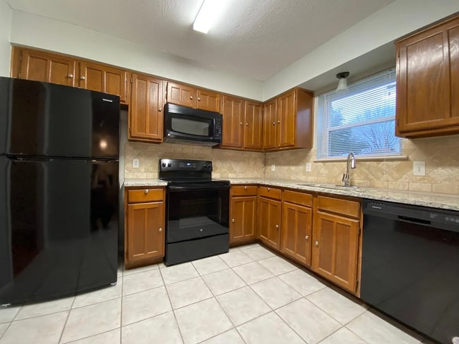 8906 Doliver Dr in Rowlett, TX - Building Photo - Building Photo