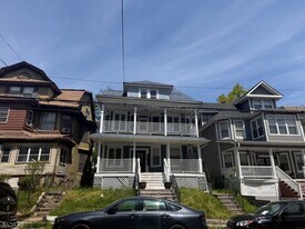 37 Mapes Ave in Newark, NJ - Building Photo