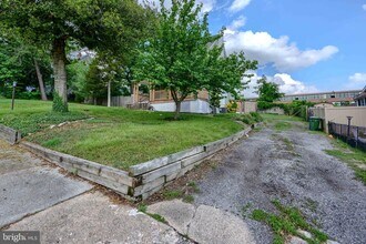 5019 St Georges Ave. in Baltimore, MD - Building Photo - Building Photo