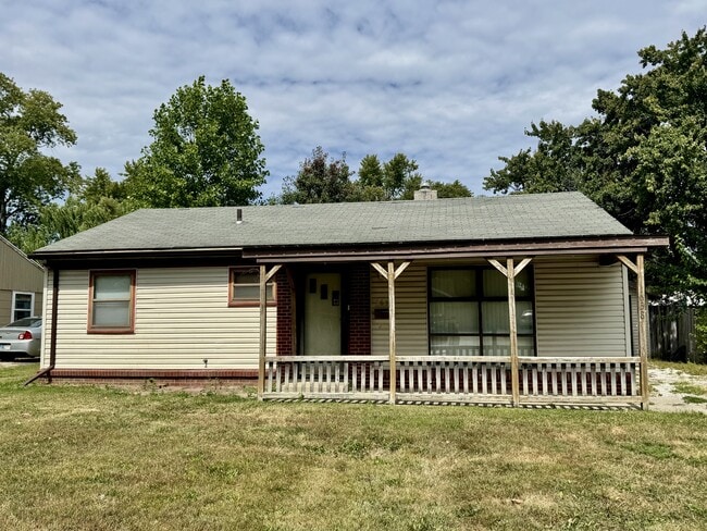 1638 W Elm St in Kokomo, IN - Building Photo - Building Photo