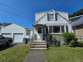 40 Frost Pl in Albany, NY - Building Photo