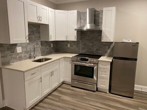 1240 Biltmore Dr NE in Atlanta, GA - Building Photo - Building Photo