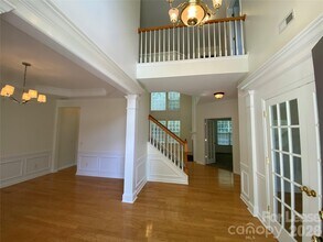 9901 Hazelview Dr in Charlotte, NC - Building Photo - Building Photo