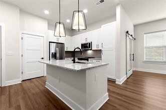 2648 Sandy Plains Rd in Marietta, GA - Building Photo - Building Photo