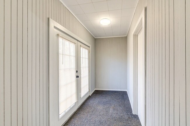 3633 Shores Dr in St. Louis, MO - Building Photo - Building Photo