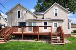 208 N Cleveland St in Merrill, WI - Building Photo