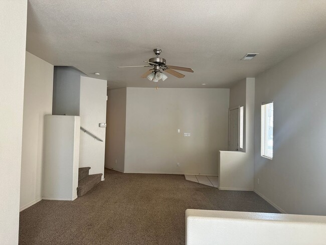 5647 Valle Alegre Pl NW in Albuquerque, NM - Building Photo - Building Photo