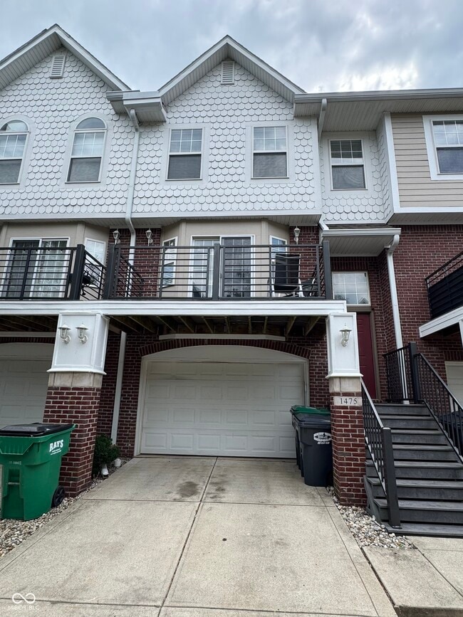 property at 1475 Autumn Oak St