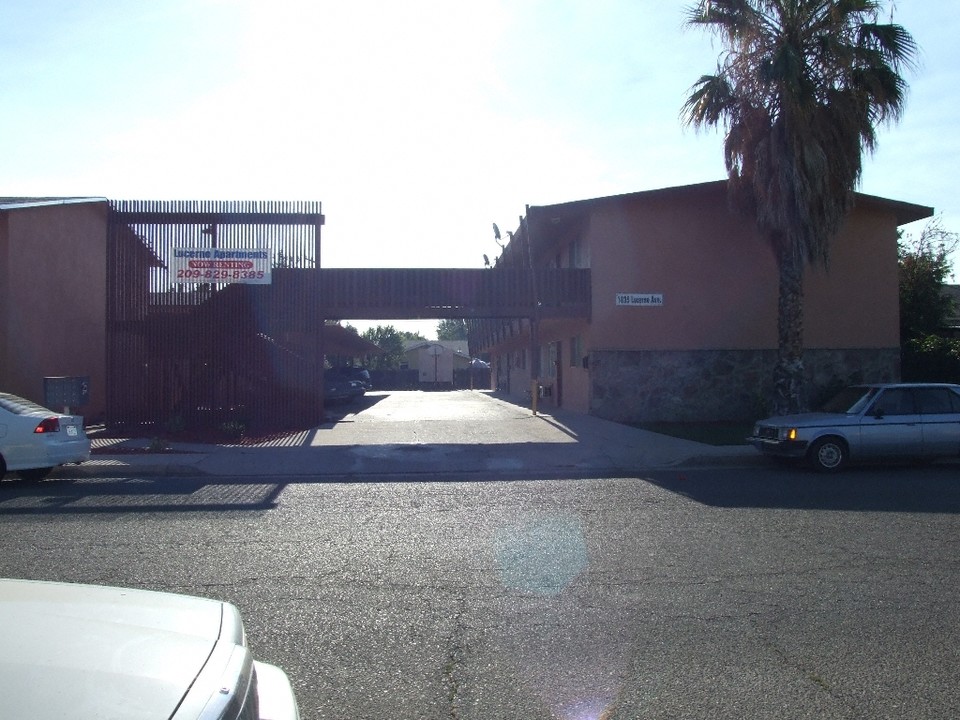 Lucerne Apartments in Dos Palos, CA - Building Photo