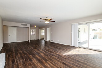 7710 N 7th Ave in Phoenix, AZ - Building Photo - Building Photo